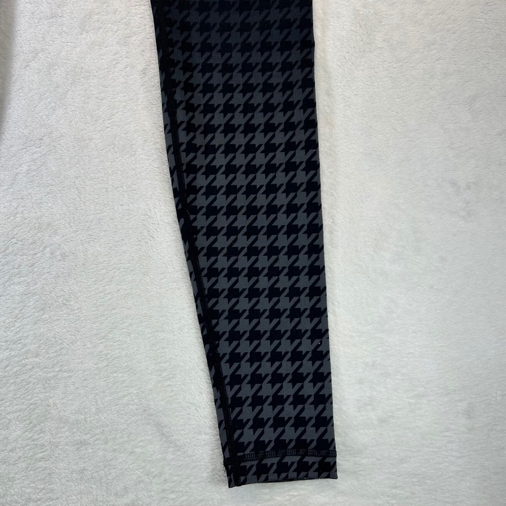 Athleisure Lululemon Houndstooth Gradient Leggings Size 6 Black Ombre Sporty - Picture 2 of 11